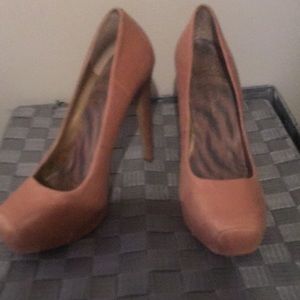 Jessica Simpson platform heels